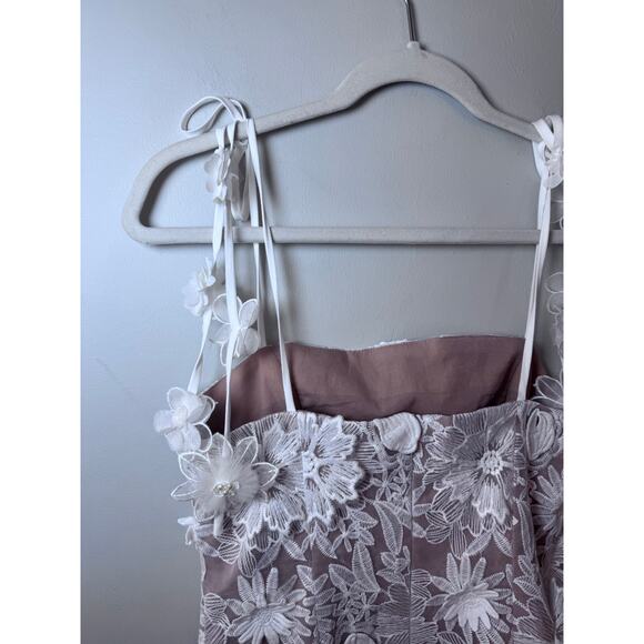 Elliatt Isles Floral Applique Mini Dress, Size S, White, NWT $328 - Picture 11 of 16